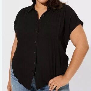 Torrid Crinkle Gauze Dolman button down shirt 3